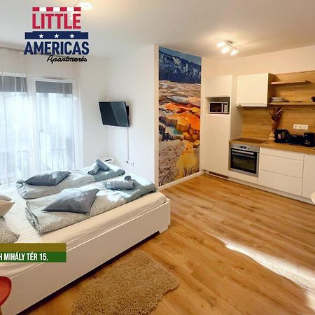 Little Americas National Parks Apartments Budapest Bagian luar foto